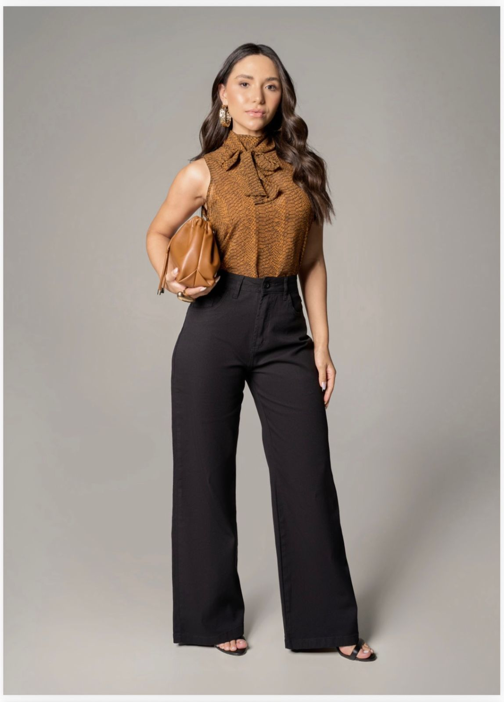Calça Wide Leg Sarja